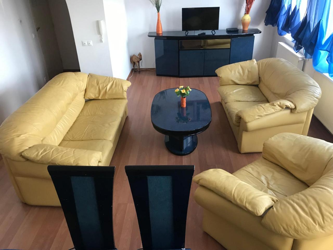Lotusz Apartments In Ньиредьхаза Экстерьер фото