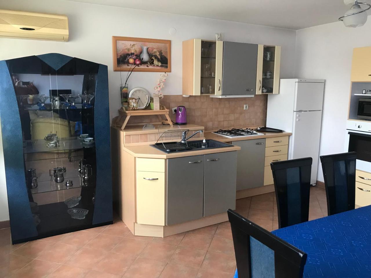 Lotusz Apartments In Ньиредьхаза Экстерьер фото