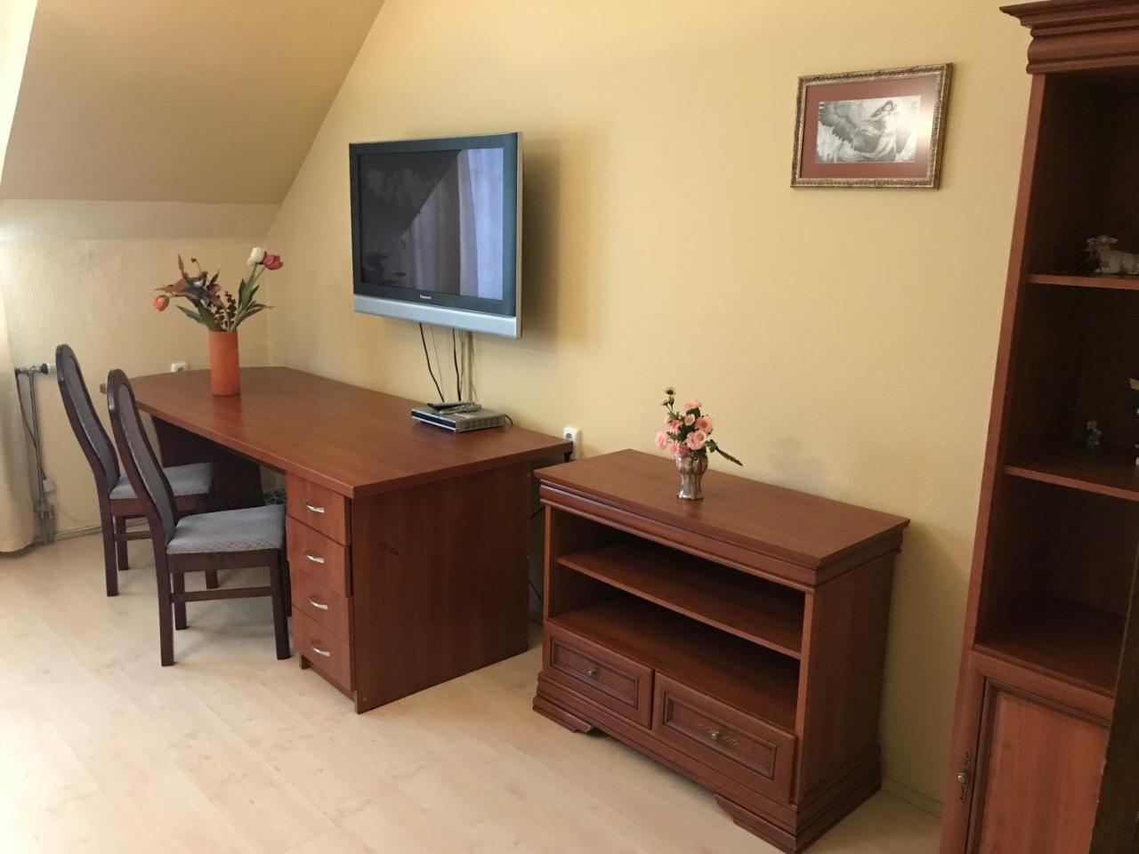Lotusz Apartments In Ньиредьхаза Экстерьер фото
